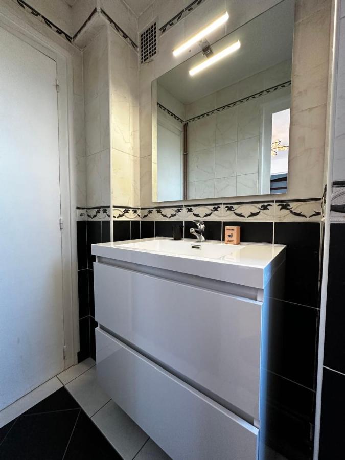 تور Beautiful Apartment With Terrace - Loire View المظهر الخارجي الصورة