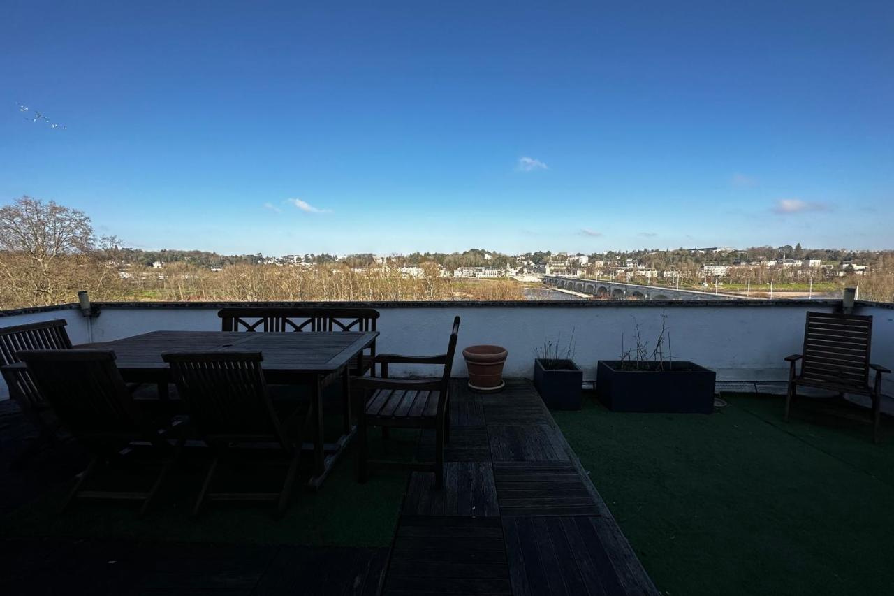 تور Beautiful Apartment With Terrace - Loire View المظهر الخارجي الصورة